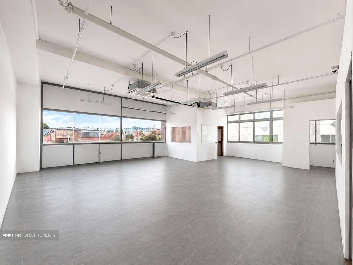 Solstice Business Center (D19), Factory #601907391
